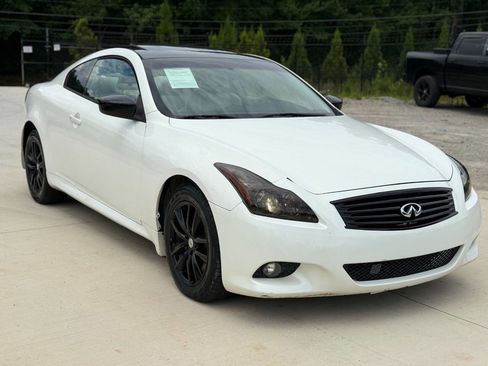 Used 2011 INFINITI G37 Journey w/ Premium Pkg image 1