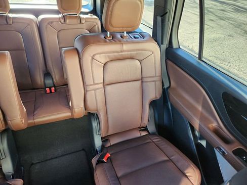 New 2026 Lincoln Aviator Reserve w/ Luxury Package image 15