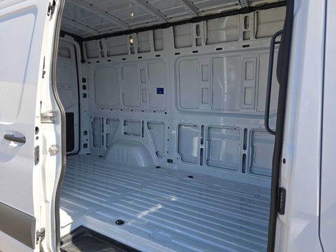 Used 2026 Mercedes-Benz Sprinter 2500 image 14