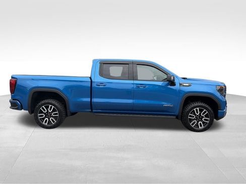 Used 2024 GMC Sierra 1500 AT4 w/ Technology Package AWD/4WD image 2