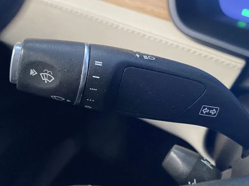 Used 2018 Tesla Model X 75D image 17