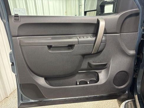 Used 2011 GMC Sierra 2500 SLE w/ Convenience Package image 8