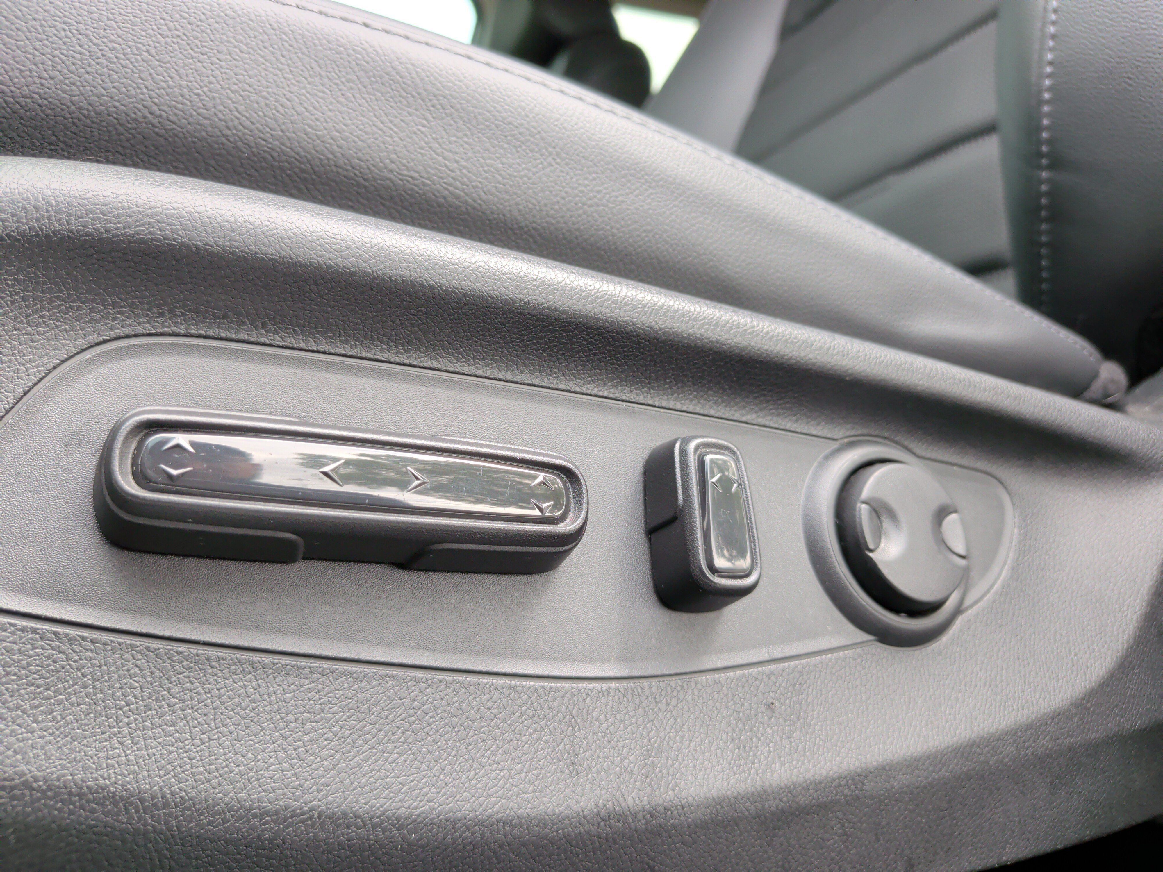 Used 2024 Honda CR-V EX-L image 25