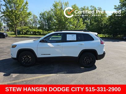 Used 2023 Jeep Cherokee Altitude Lux