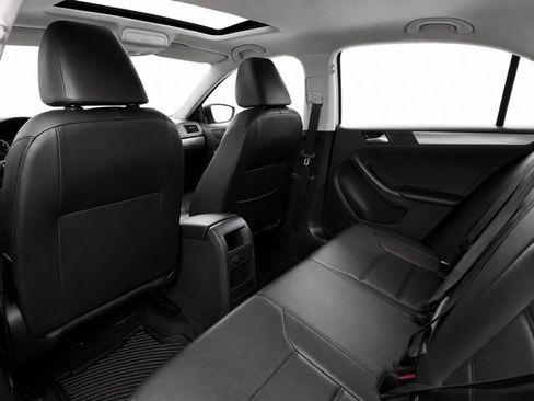 Used 2017 Volkswagen Jetta SE FWD image 26