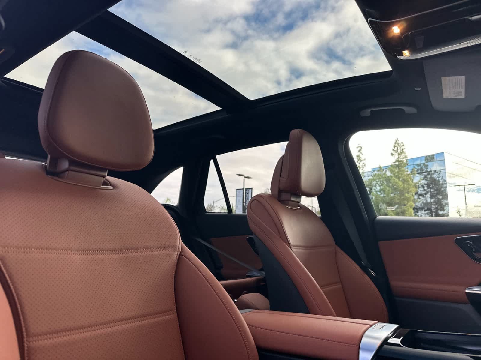 Certified 2026 Mercedes-Benz GLC 300 image 17