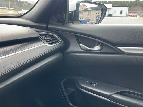 Used 2020 Honda Civic Sport image 27