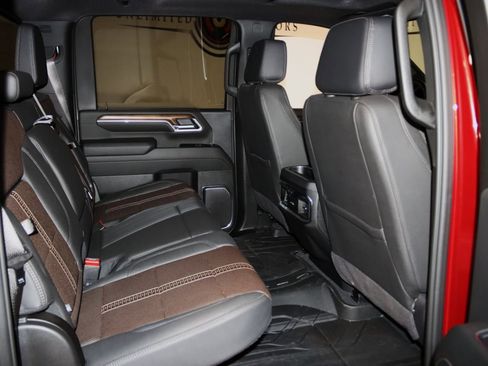 Used 2025 Chevrolet Silverado 2500 High Country w/ Technology Package image 82