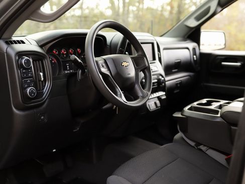 Used 2021 Chevrolet Silverado 1500 Custom w/ LPO, Dark Essentials Package image 9