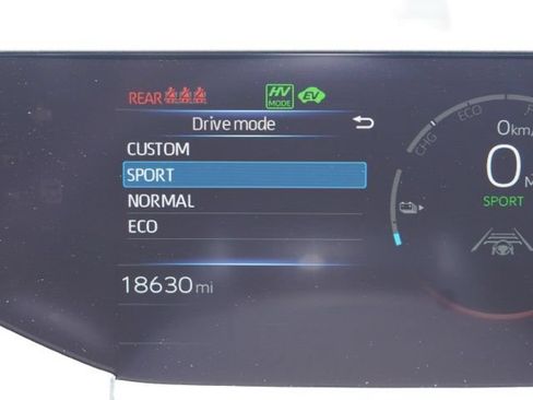 Used 2025 Toyota Prius Plug-In Hybrid FWD image 36