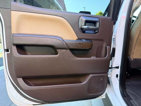 Used 2019 GMC Sierra 2500 Denali w/ Duramax Plus Package image 32