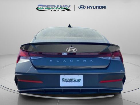 New 2026 Hyundai Elantra Sport FWD image 7