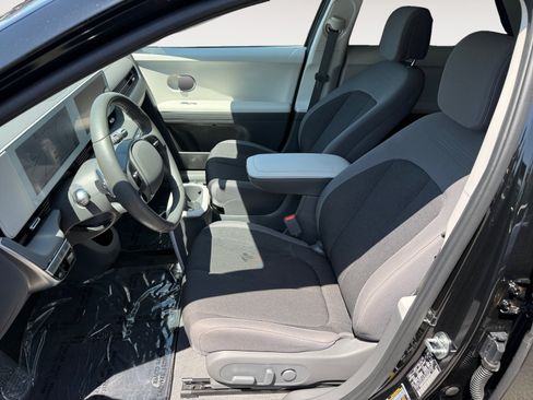Certified 2024 Hyundai Ioniq 5 SEL RWD image 10