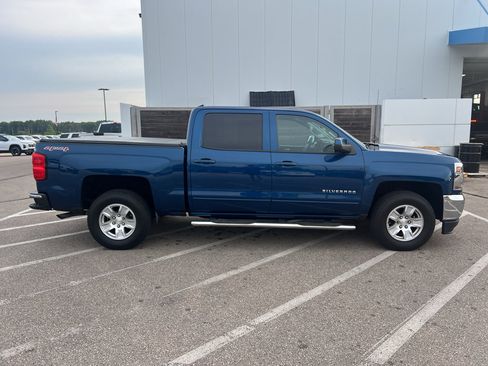 Used 2017 Chevrolet Silverado 1500 LT w/ All Star Edition AWD/4WD image 7