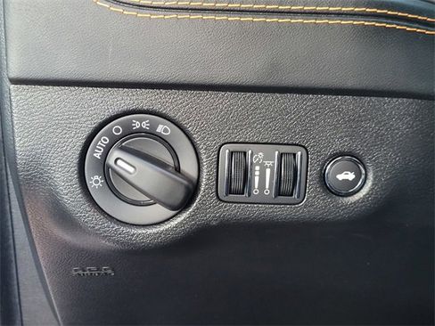 Certified 2023 Dodge Charger Scat Pack image 13