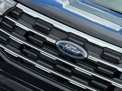 New 2026 Ford Explorer Active w/ Active Comfort Package image 4