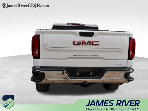 Used 2025 GMC Sierra 1500 SLT image 16