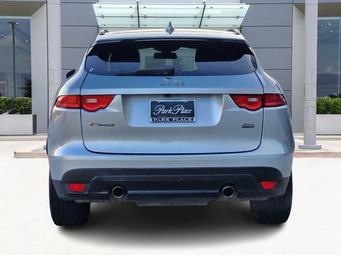 Used 2018 Jaguar F-PACE Prestige image 6
