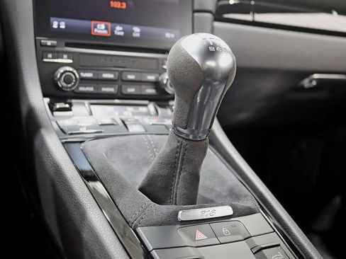 Used 2019 Porsche 718 Cayman S image 25