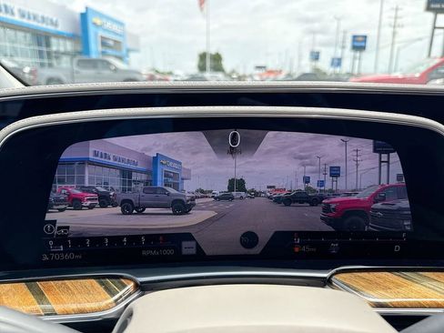 Used 2022 Cadillac Escalade ESV Premium Luxury Platinum image 30