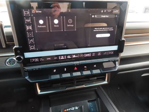 Used 2024 GMC Hummer EV 3X w/ LPO, Illumination Package AWD/4WD image 34