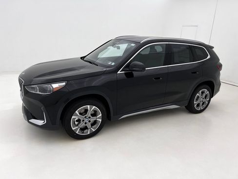 Used 2026 BMW X1 xDrive28i w/ Technology Package AWD/4WD image 2