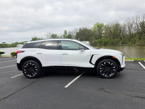 Used 2024 Chevrolet Blazer EV RS AWD/4WD image 17