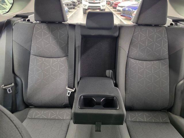 Used 2025 Toyota RAV4 XLE AWD/4WD image 39