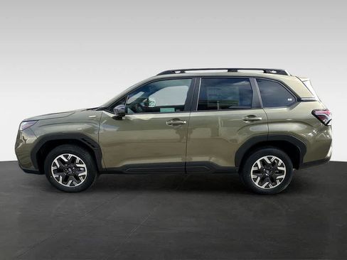 Used 2026 Subaru Forester Premium AWD/4WD image 3