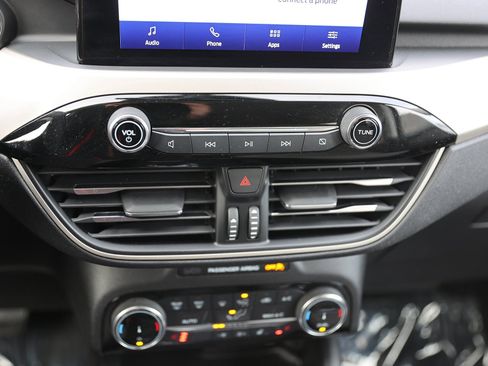 Used 2022 Ford Escape SE w/ Convenience Package image 27