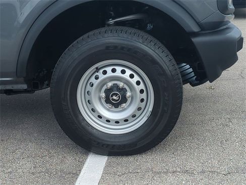 New 2025 Ford Bronco 4-Door image 11