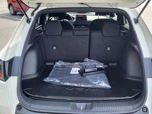 New 2026 Honda HR-V Sport image 4