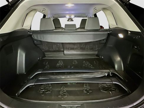 Used 2023 Toyota RAV4 AWD Hybrid image 33
