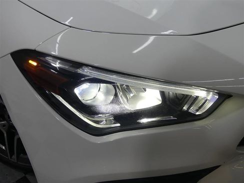 Used 2020 Mercedes-Benz CLA 250 4MATIC image 15