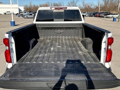 Used 2024 Chevrolet Silverado 2500 LTZ w/ LTZ Convenience Package image 30