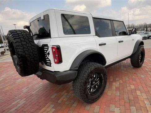 Used 2022 Ford Bronco Wildtrak image 9