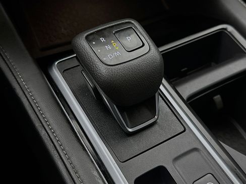 Used 2023 Nissan Pathfinder SL image 17