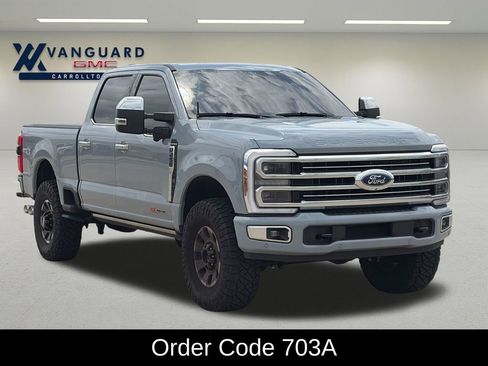 Used 2025 Ford F250 Platinum w/ Platinum Plus Package AWD/4WD image 8