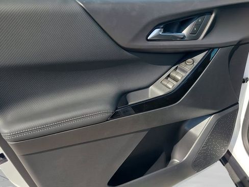 New 2026 Chevrolet Equinox LT FWD image 16