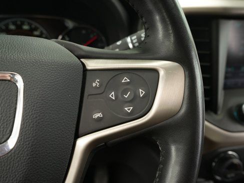 Used 2019 GMC Acadia Denali image 33