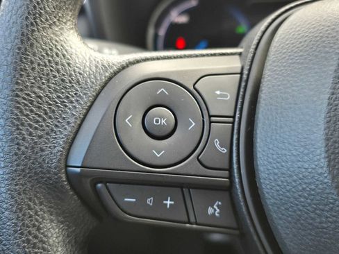 Certified 2025 Toyota RAV4 XLE image 30