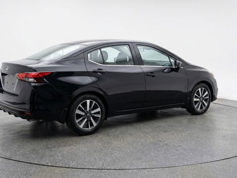 Used 2025 Nissan Versa SV w/ Trunk Package image 9