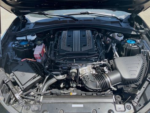 Used 2019 Chevrolet Camaro ZL1 image 30