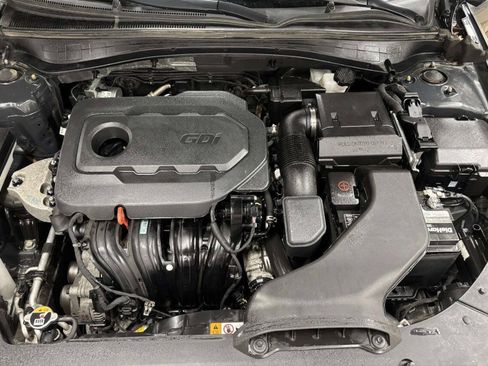 Used 2020 Kia Optima SE FWD image 11