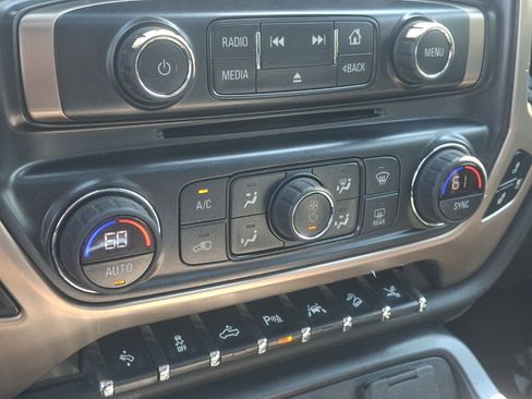 Used 2018 GMC Sierra 1500 Denali w/ Denali Ultimate Package AWD/4WD image 16