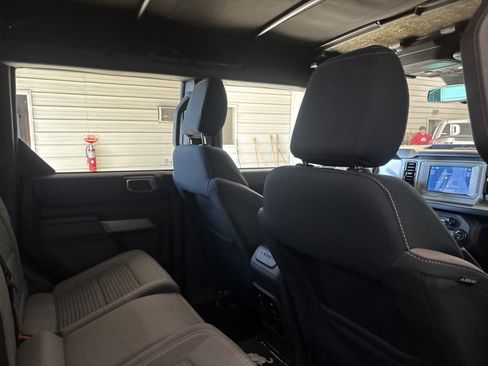 Used 2021 Ford Bronco Outer Banks image 32