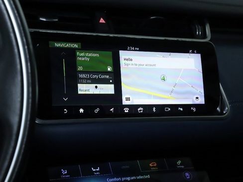 Used 2020 Land Rover Range Rover Evoque SE image 24