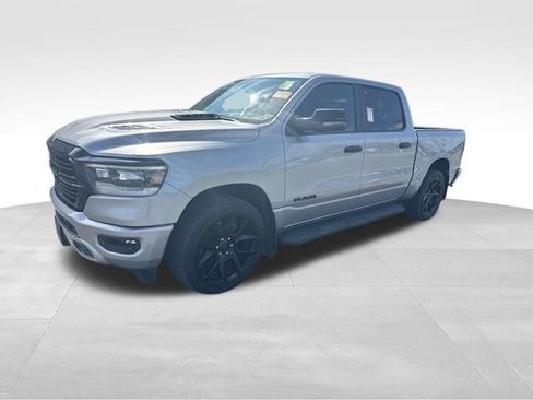 Used 2023 RAM 1500 Laramie AWD/4WD image 3