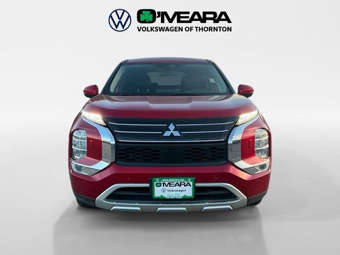 Used 2024 Mitsubishi Outlander SE Black Edition image 8