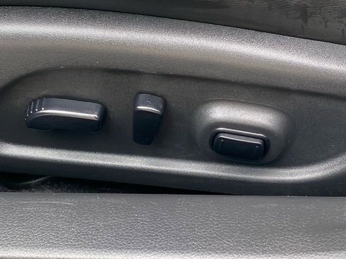 Used 2018 Nissan Altima 2.5 SR w/ SR Midnight Edition image 15